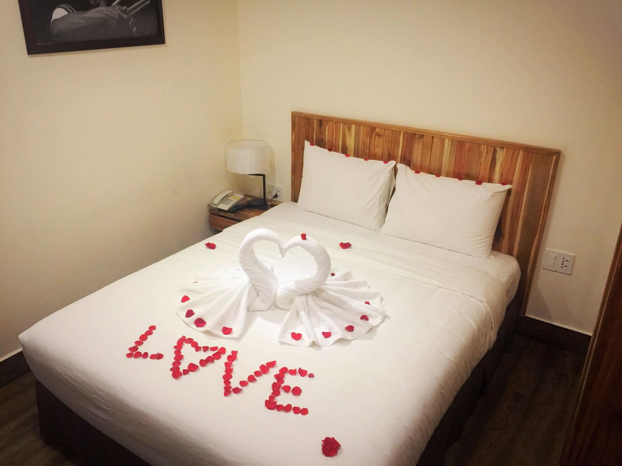 דה לאט Lake View Hotel מראה חיצוני תמונה