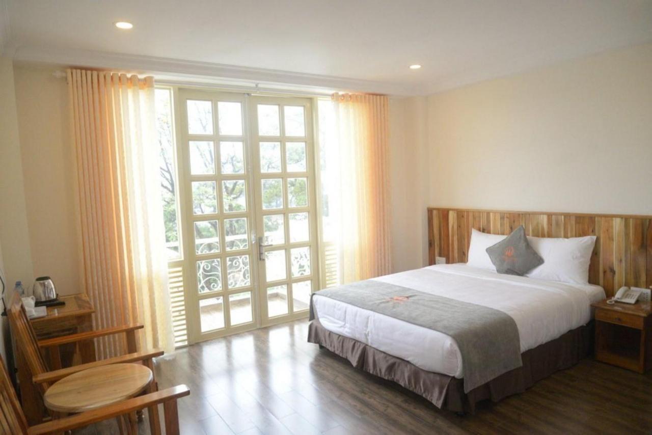 דה לאט Lake View Hotel מראה חיצוני תמונה